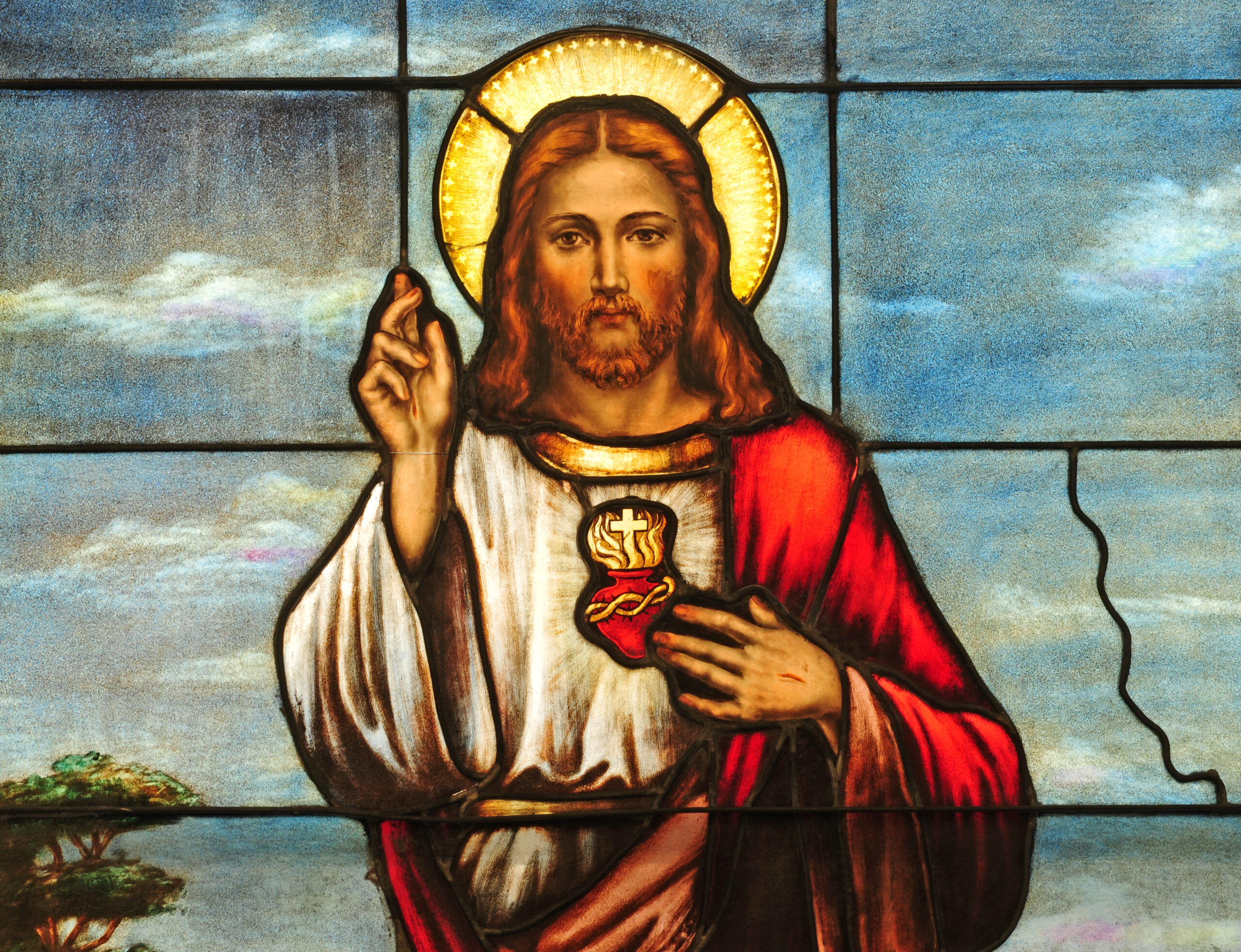 Stained,Glass,Window,Depicting,Sacred,Heart,Of,Jesus