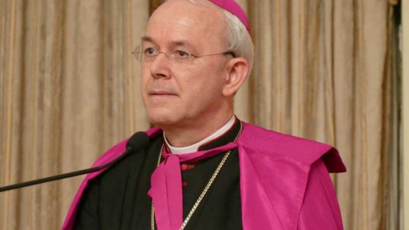 bishop_schneider