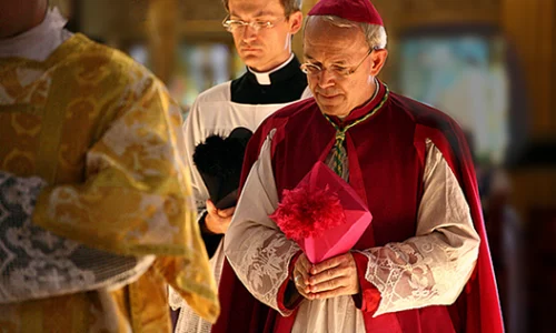 402-Bishop-Athanasius-Schneider