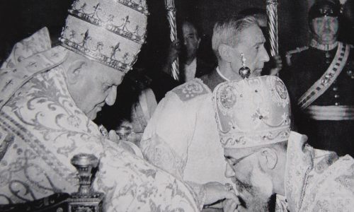 42Pope_John_XXIII_in_audience