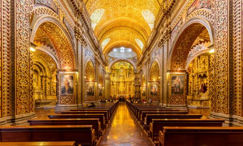 Iglesia_de_La_Compañía,_Quito,_Ecuador,_2015-07-22,_DD_149-151_HDR