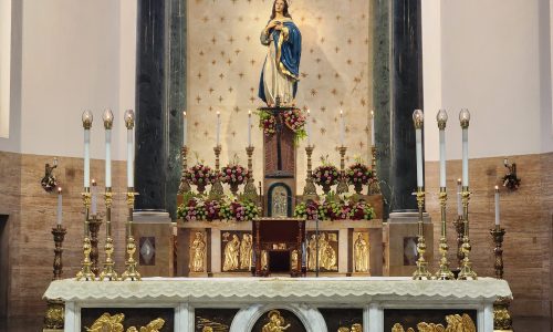 Manila_Cathedral_altar_2024-04-07