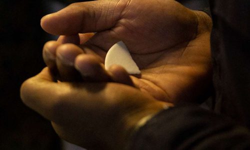 a-sailor-prepares-to-take-holy-communion-church-service-29066f-1024