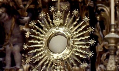 eucharist-3205806_1280 (1)