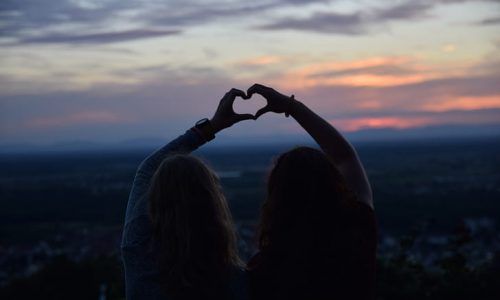 family-friends-love-sunset-preview