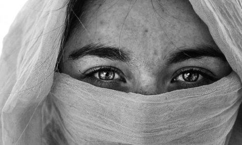 muslim-woman-eyes-