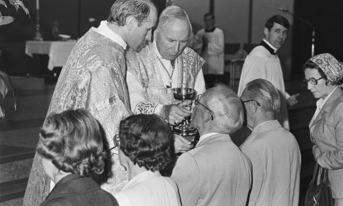 rchbishop Marcel Lefebvre (1)