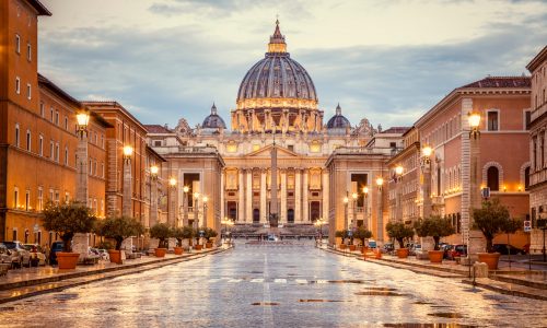 St.,Peter’s,Basilica,In,The,Evening,From,Via,Della,Conciliazione